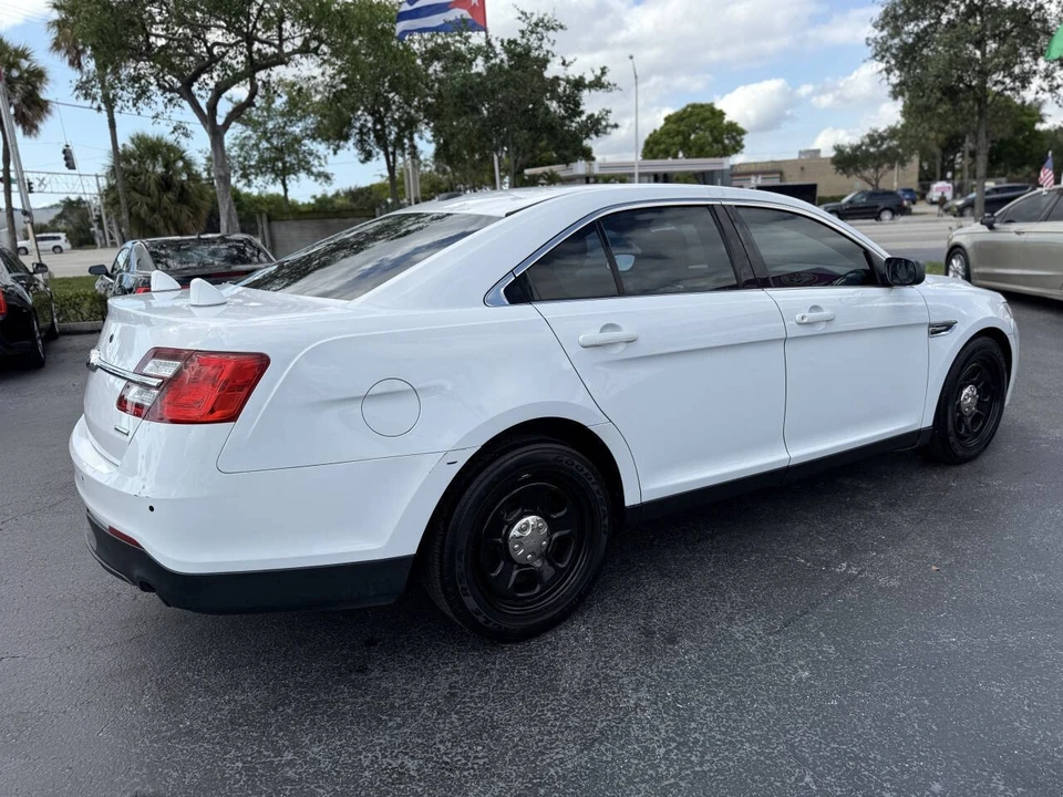 2015 Ford Taurus 6th Gen - Image 6 of 21