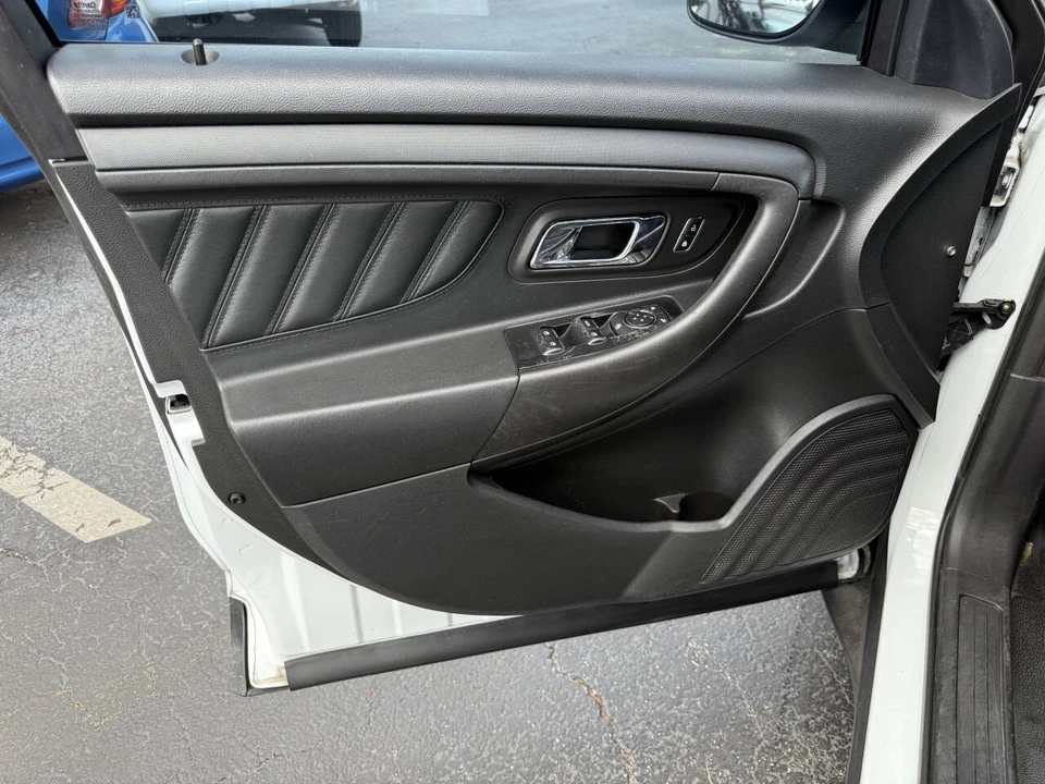 2015 Ford Taurus 6th Gen - Image 10 of 21