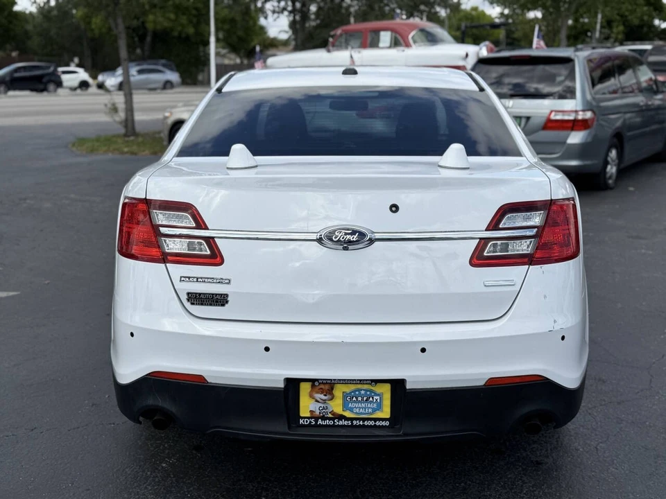 2015 Ford Taurus 6th Gen - Image 5 of 21