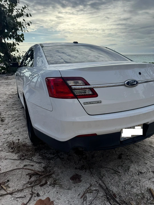 2015 Ford Taurus 6th Gen - Image 12 of 21