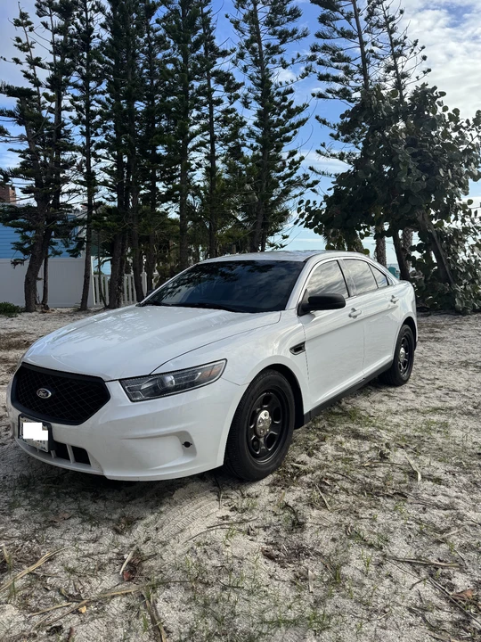 2015 Ford Taurus 6th Gen - Image 4 of 21
