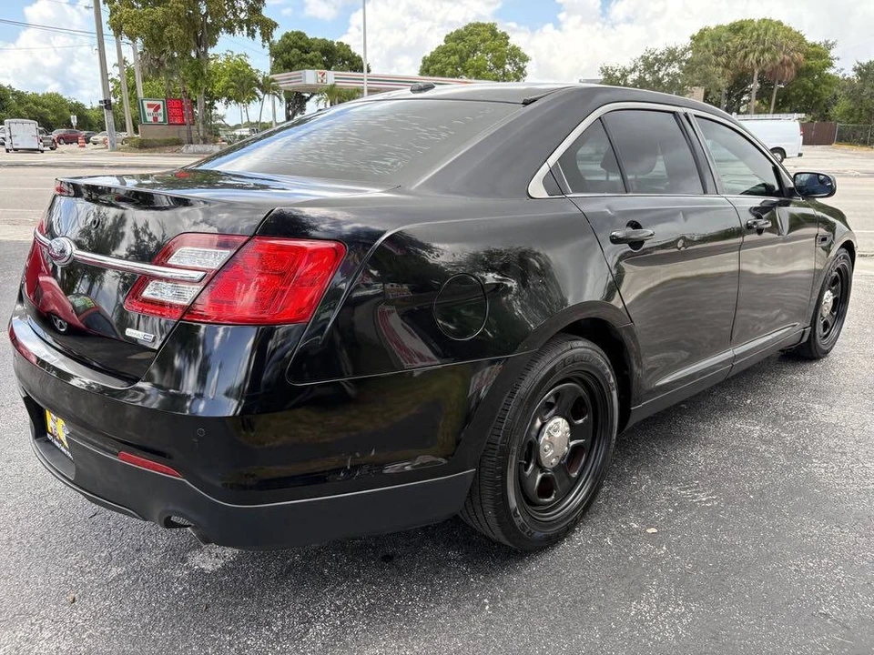 2015 Ford Taurus 6th Gen - Image 5 of 21