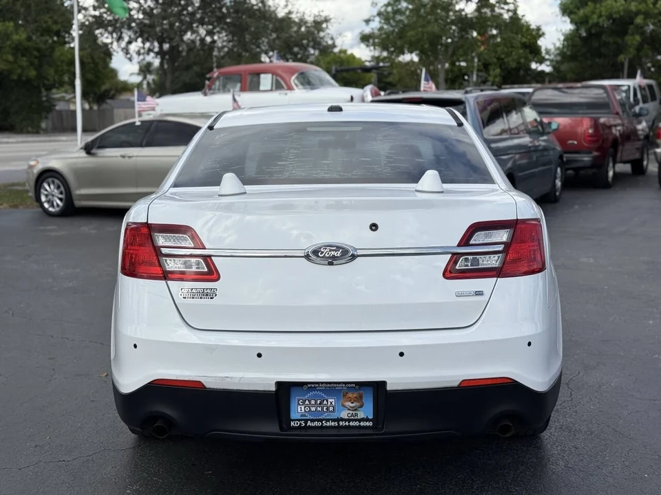 2015 Ford Taurus 6th Gen - Image 7 of 12