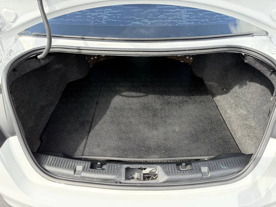 2015 Ford Taurus 6th Gen - Image 21 of 21