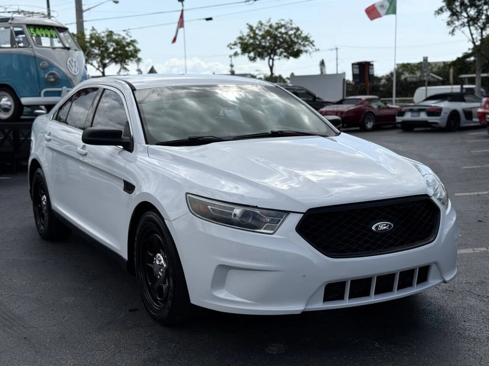2015 Ford Taurus 6th Gen - Image 9 of 12