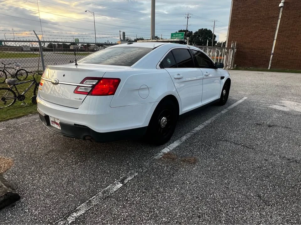 2015 Ford Taurus 6th Gen - Image 4 of 6