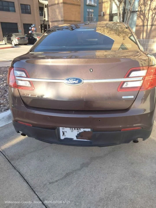 2015 Ford Taurus 6th Gen - Image 2 of 8