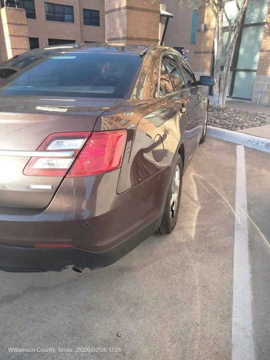 2015 Ford Taurus 6th Gen - Image 7 of 8