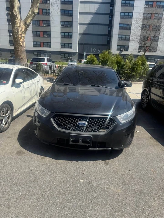 2015 Ford Taurus SHO 6th Gen - Image 6 of 15