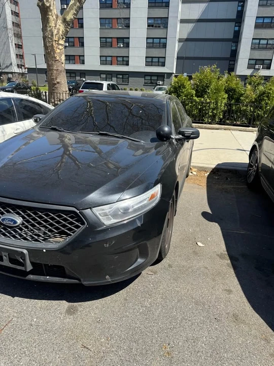 2015 Ford Taurus SHO 6th Gen - Image 5 of 15