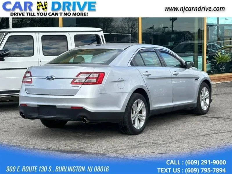 2015 Ford Taurus 6th Gen - Image 4 of 12