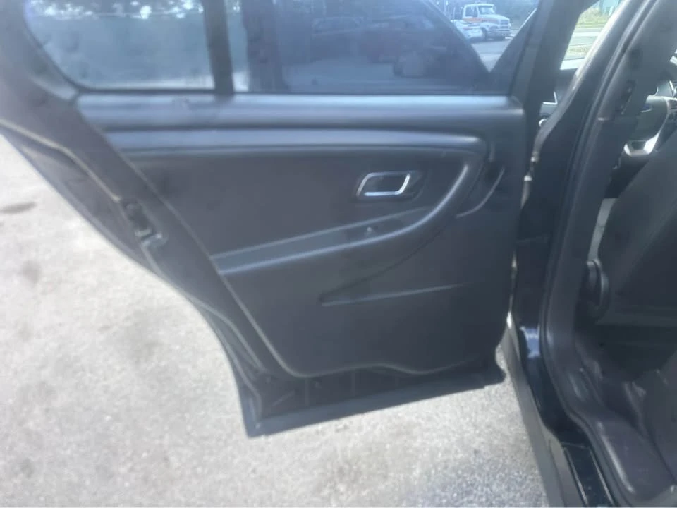2015 Ford Taurus 6th Gen - Image 12 of 20