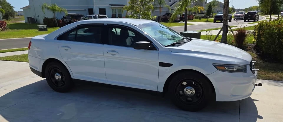 2015 Ford Taurus 6th Gen - Image 2 of 5