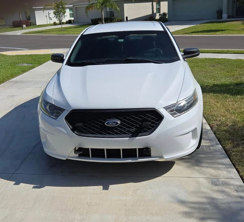 2015 Ford Taurus 6th Gen - Image 3 of 5
