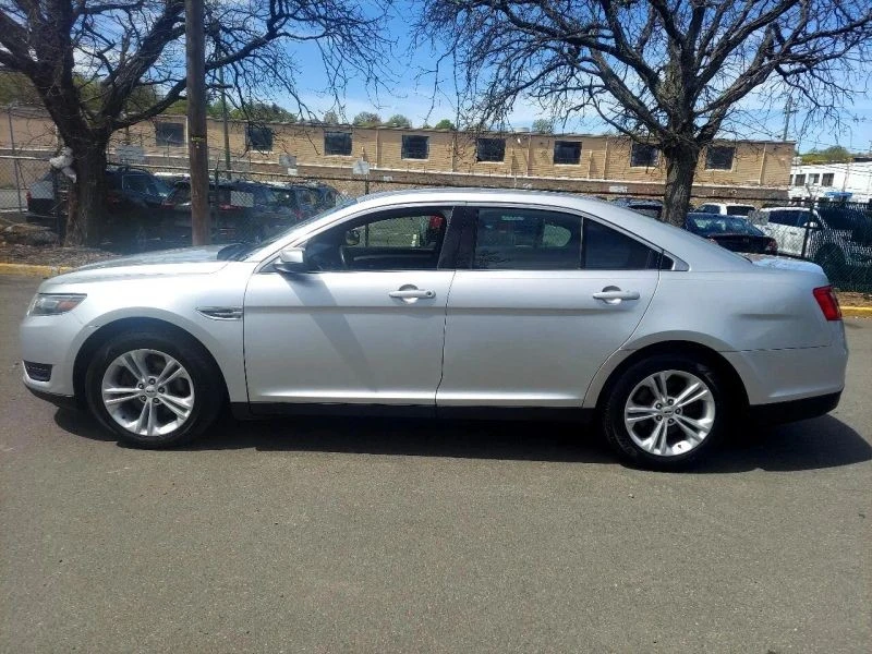 2015 Ford Taurus 6th Gen - Image 6 of 12