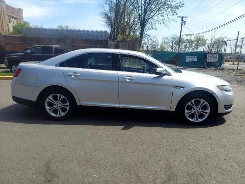 2015 Ford Taurus 6th Gen - Image 2 of 12