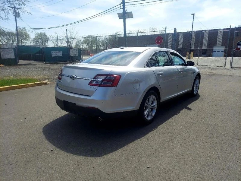2015 Ford Taurus 6th Gen - Image 3 of 12