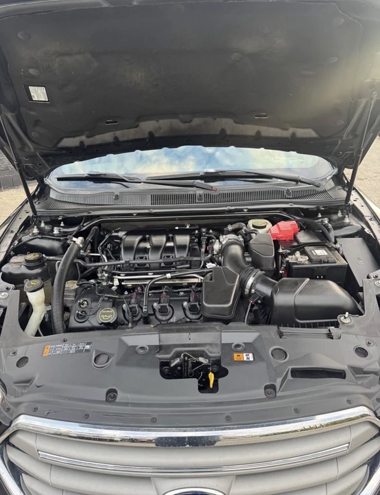 2015 Ford Taurus 6th Gen - Image 8 of 9