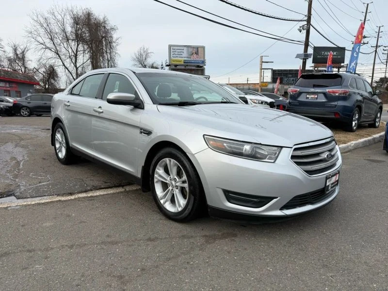 2015 Ford Taurus 6th Gen - Image 3 of 12
