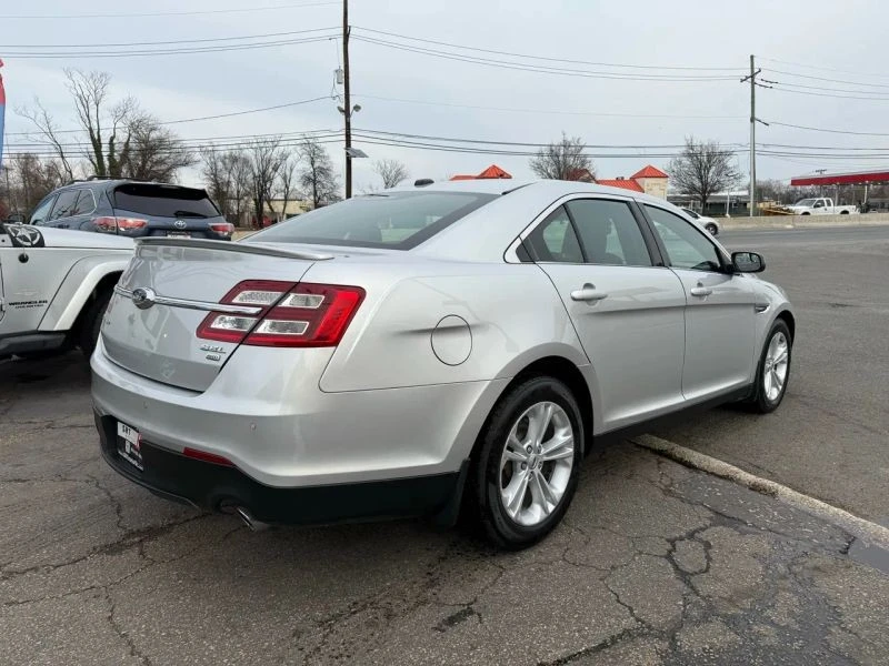 2015 Ford Taurus 6th Gen - Image 8 of 12