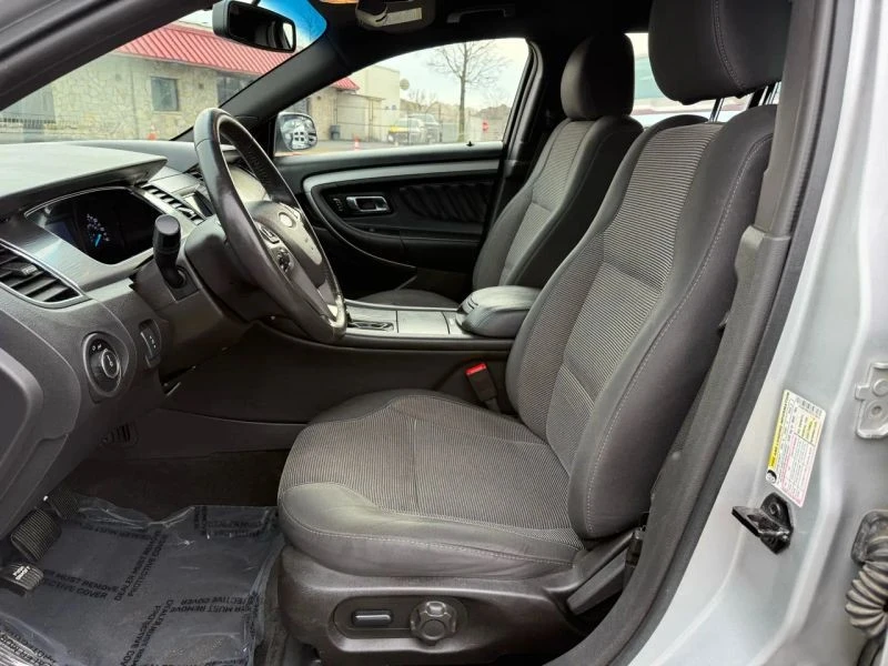 2015 Ford Taurus 6th Gen - Image 9 of 12