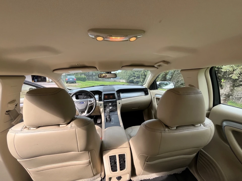 2015 Ford Taurus 6th Gen - Image 14 of 20