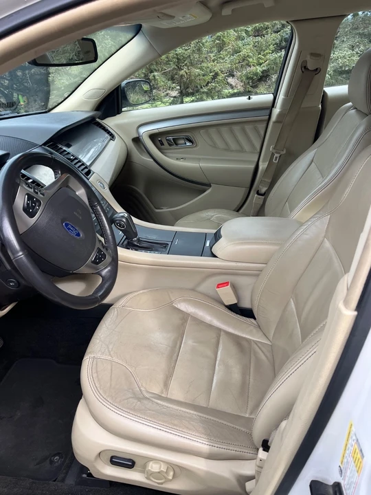 2015 Ford Taurus 6th Gen - Image 6 of 20