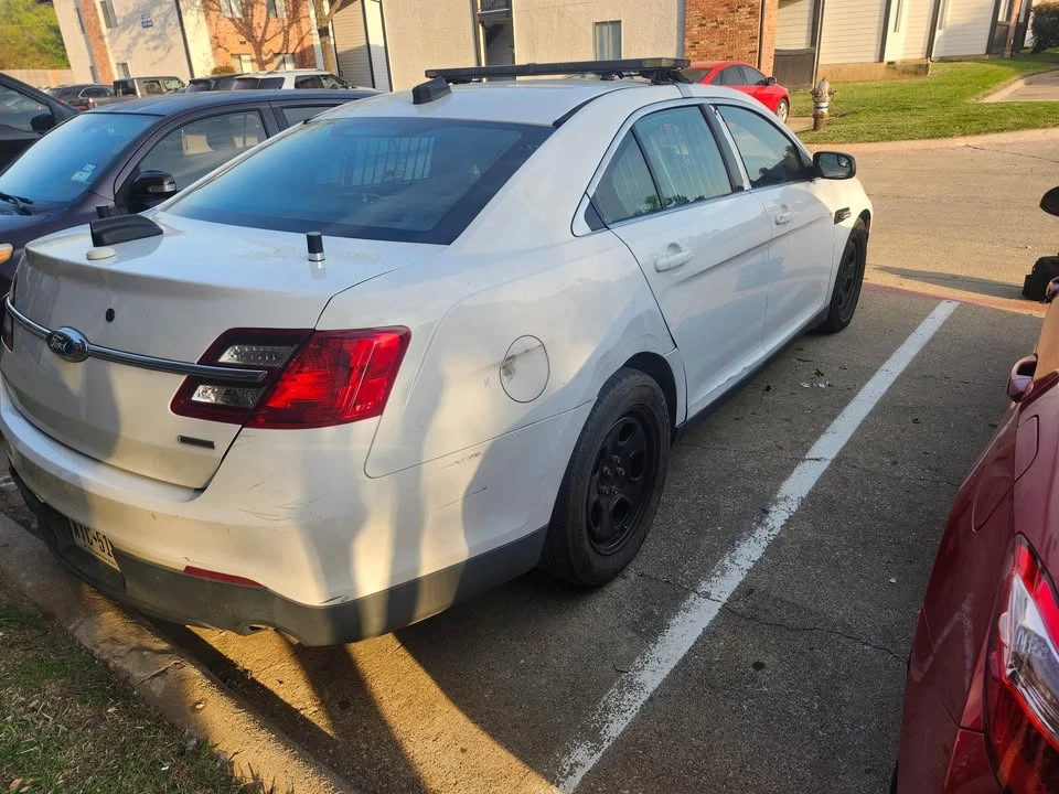 2015 Ford Taurus 6th Gen - Image 6 of 9