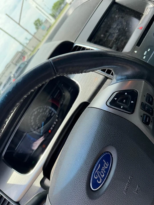 2015 Ford Taurus 6th Gen - Image 7 of 7