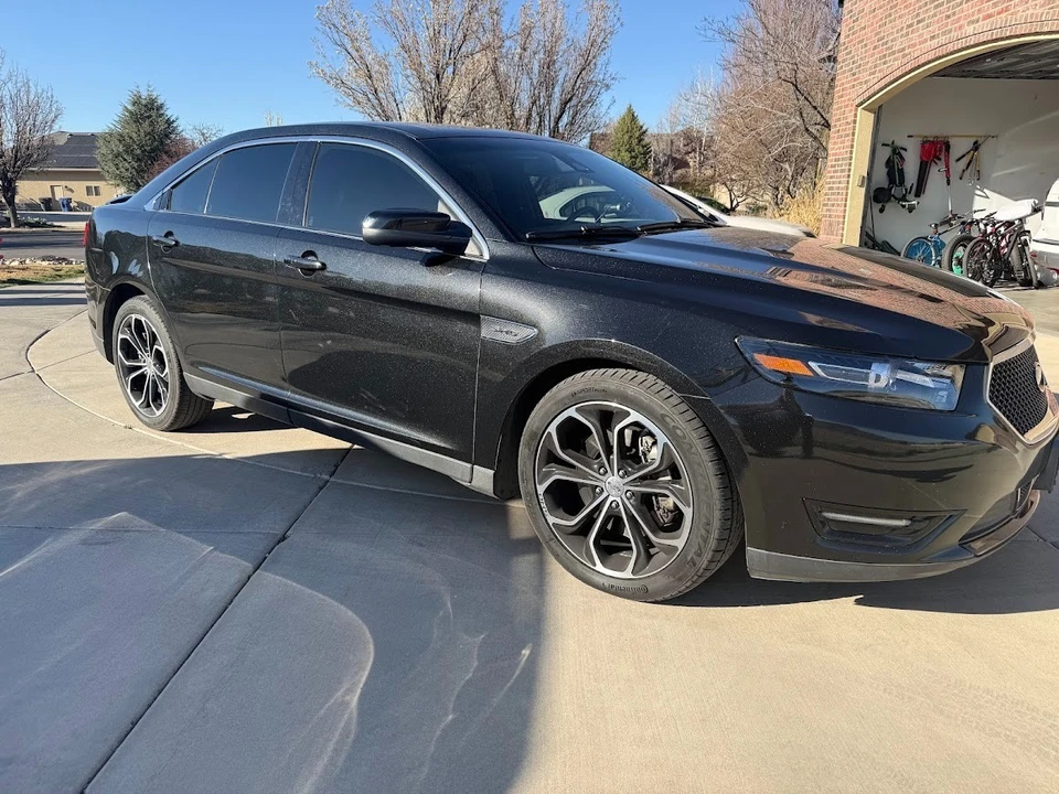 2015 Ford Taurus SHO 6th Gen - Image 4 of 17