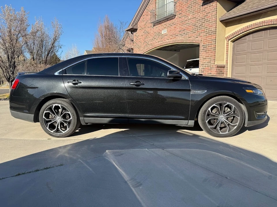 2015 Ford Taurus SHO 6th Gen - Image 3 of 17