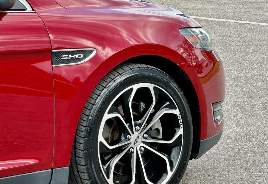 2015 Ford Taurus SHO 6th Gen - Image 16 of 18