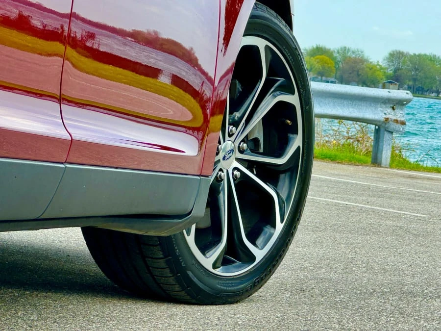 2015 Ford Taurus SHO 6th Gen - Image 17 of 18