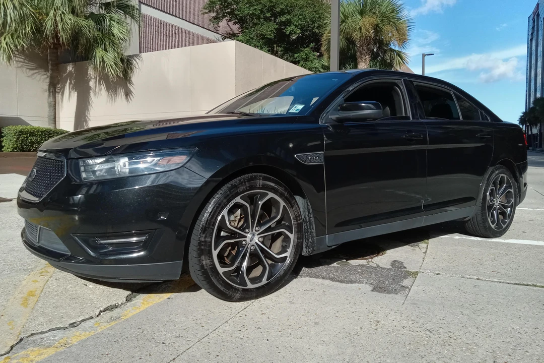 2015 Ford Taurus SHO 6th Gen - Image 8 of 31