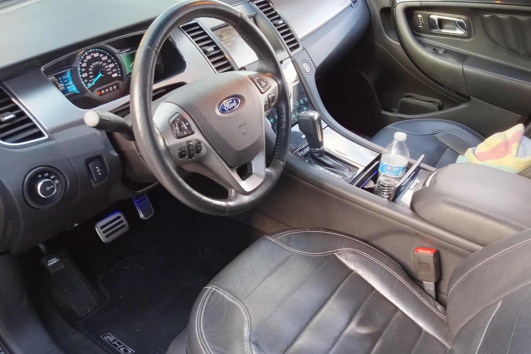 2015 Ford Taurus SHO 6th Gen - Image 30 of 31