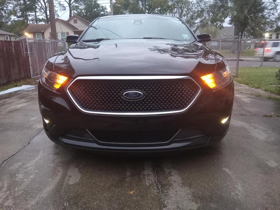 2015 Ford Taurus SHO 6th Gen - Image 7 of 31