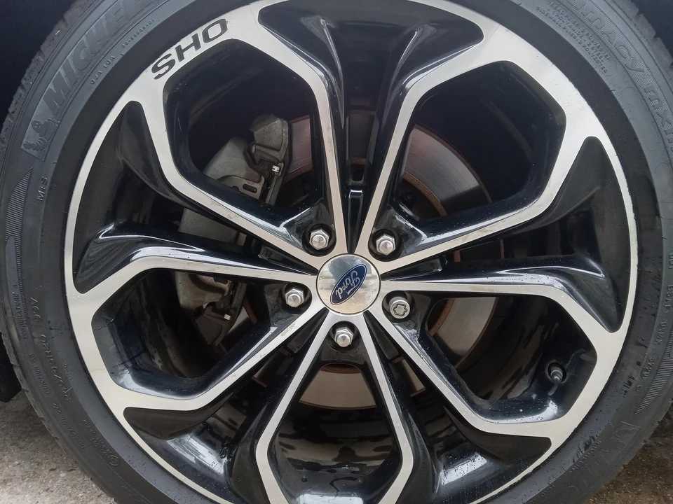 2015 Ford Taurus SHO 6th Gen - Image 28 of 31