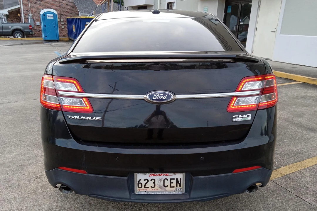 2015 Ford Taurus SHO 6th Gen - Image 5 of 31