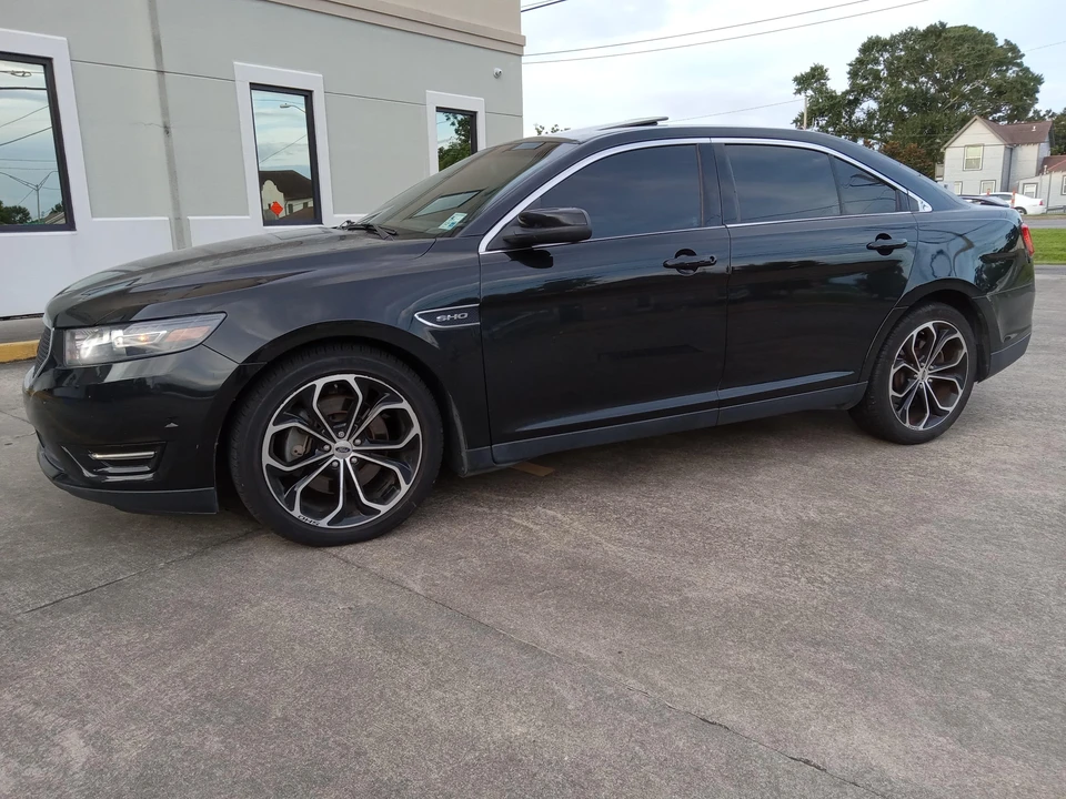 2015 Ford Taurus SHO 6th Gen - Image 9 of 31