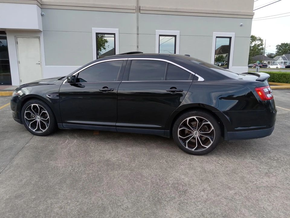 2015 Ford Taurus SHO 6th Gen - Image 12 of 31