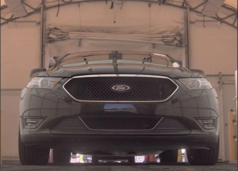 2015 Ford Taurus SHO 6th Gen - Image 5 of 9