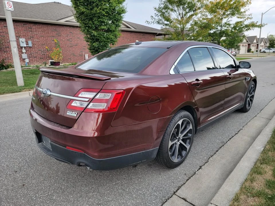 2015 Ford Taurus SHO 6th Gen - Image 4 of 8