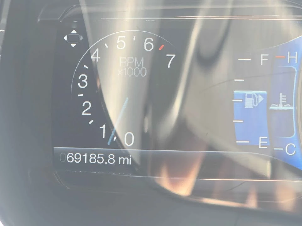 2015 Ford Taurus SHO 6th Gen - Image 5 of 16