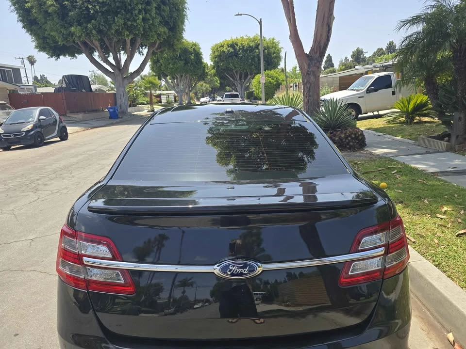 2015 Ford Taurus SHO 6th Gen - Image 4 of 16