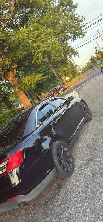2015 Ford Taurus SHO 6th Gen - Image 5 of 9