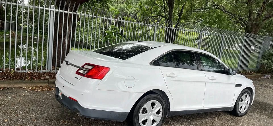 2015 Ford Taurus 6th Gen - Image 5 of 8