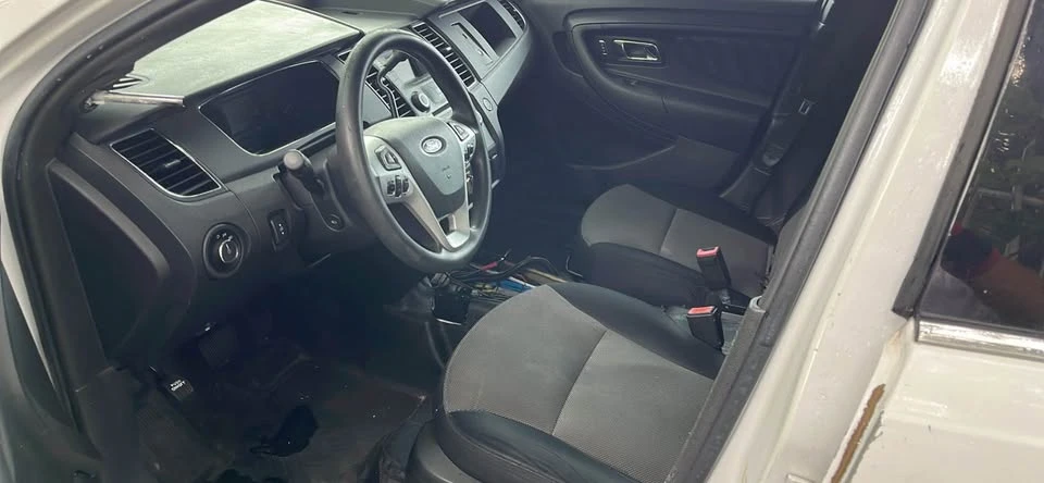 2015 Ford Taurus 6th Gen - Image 8 of 8