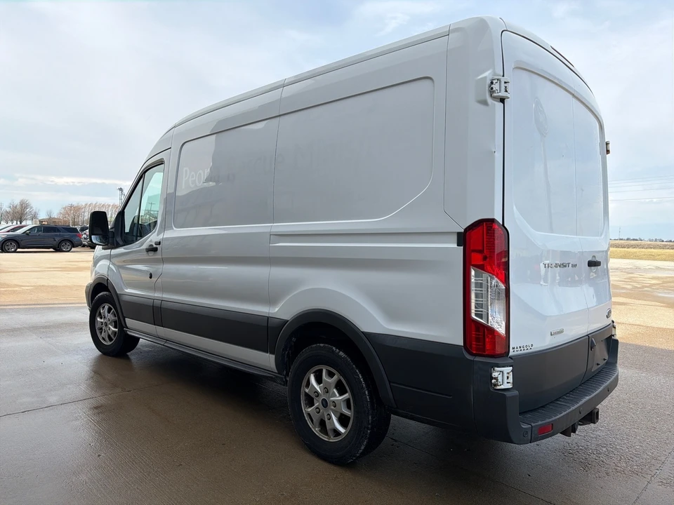2015 Ford Transit - Image 7 of 17