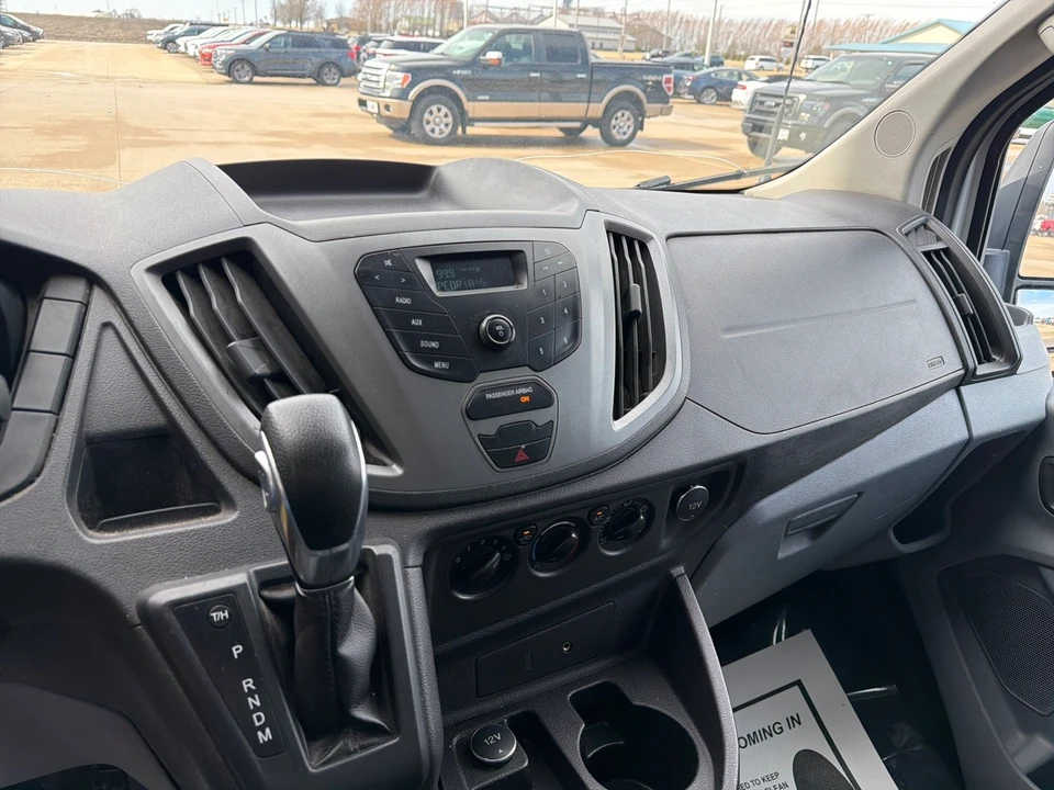 2015 Ford Transit - Image 15 of 17