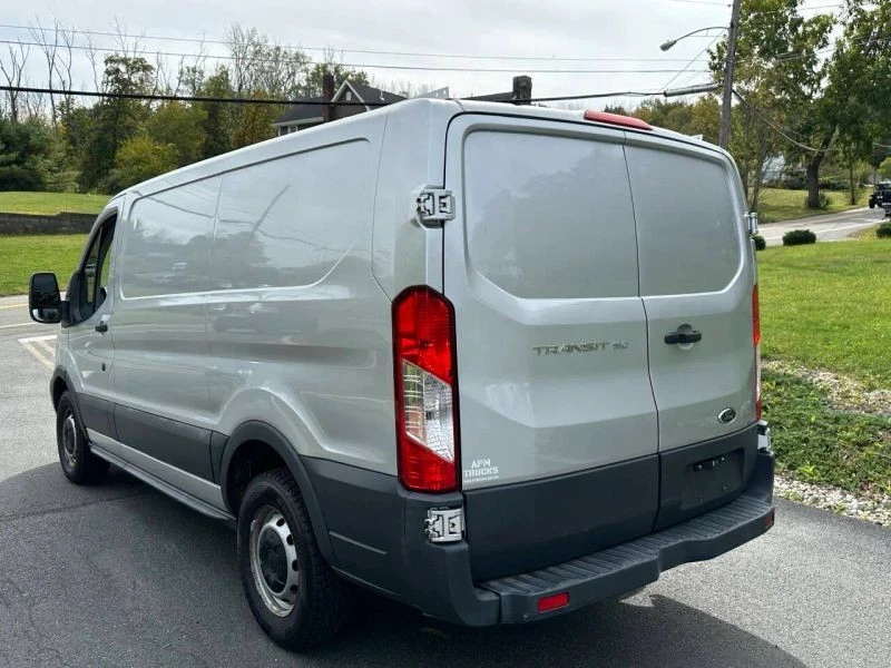 2015 Ford Transit - Image 9 of 12